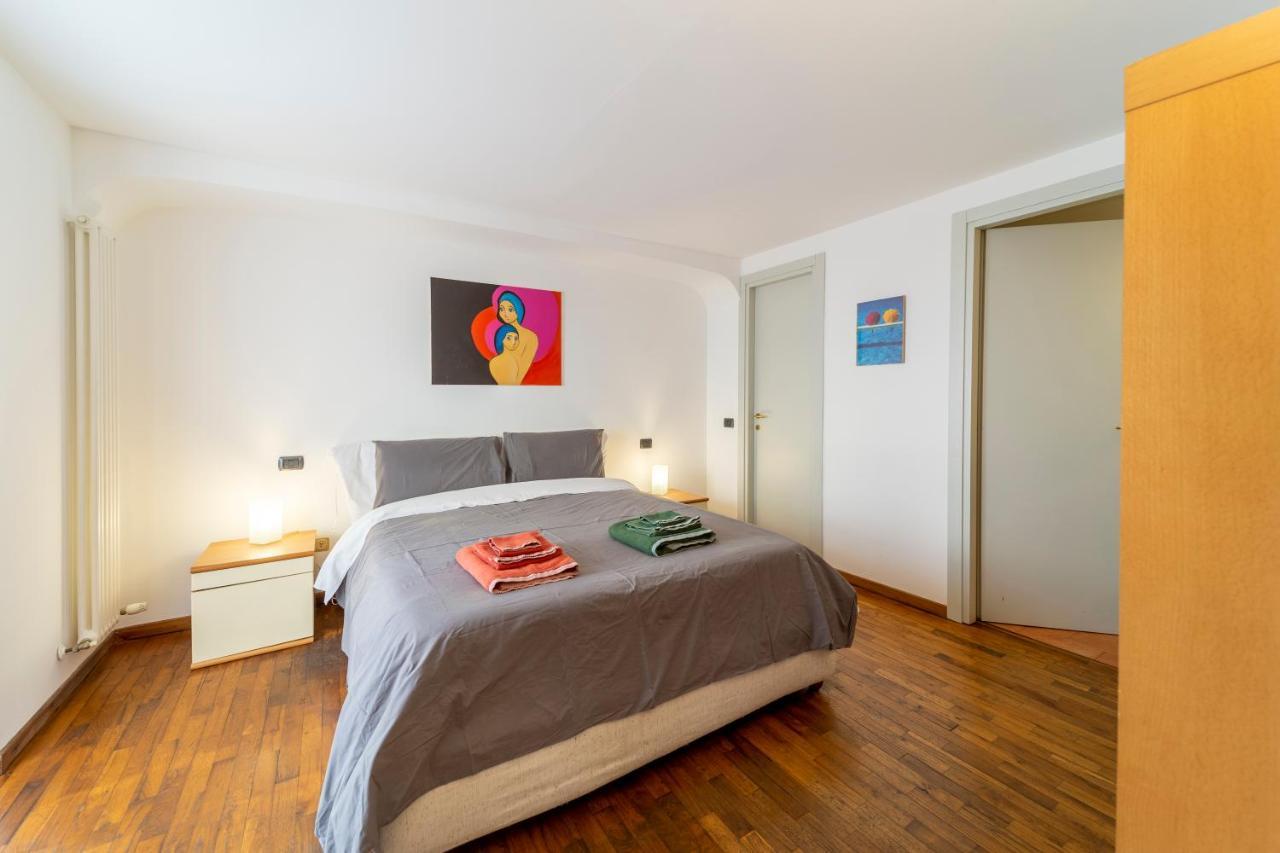 Apartmán Parrot House - Casa In Centro A Parma Exteriér fotografie
