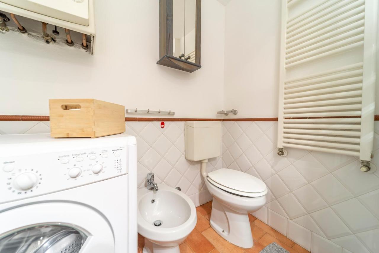 Apartmán Parrot House - Casa In Centro A Parma Exteriér fotografie